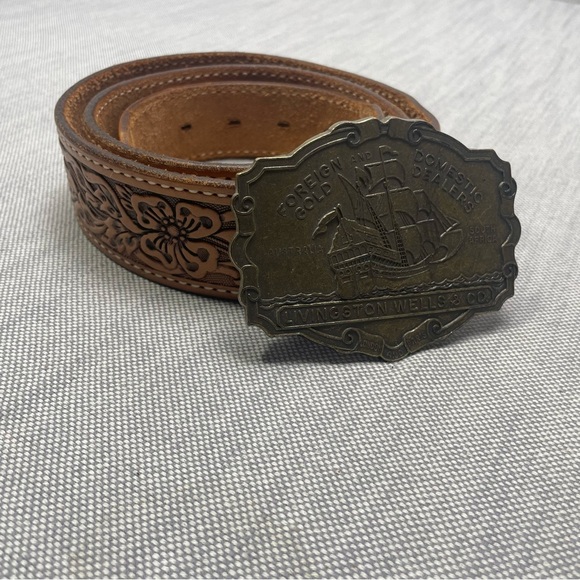 Vintage Livingston Wells&Co Nautical Gold Dealers w/Tooled Leather Hibiscus Belt - Picture 3 of 14